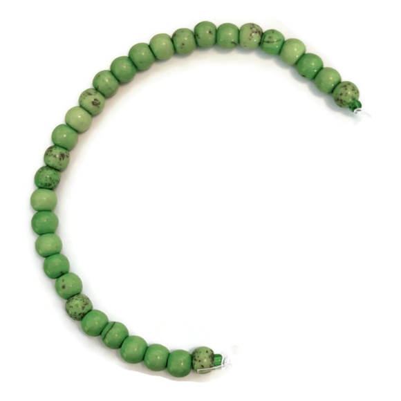As Low As $2 Pear Green Smooth Synthetic Turquoise Round Beads 6mm (30) - Picture 2 of 2
